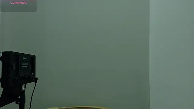 Snapshot of Megan_lux_ chatting on July 18, 11:03 am Megan lux online show from July 18, 11:03 am