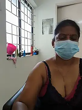 Snapshot of tamil_manjalmaami chatting on June 26, 3:44 am tamil manjalmaami online show from June 26, 3:44 am