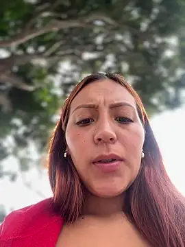 Snapshot of Queen_Scatlett chatting on June 24, 1:10 pm Queen Scatlett online show from June 24, 1:10 pm