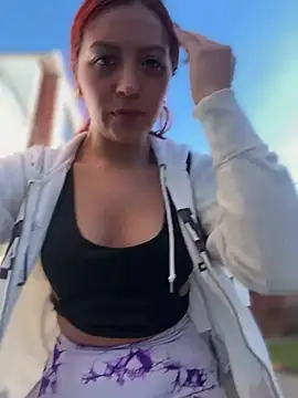 Snapshot of Queen_Scatlett chatting on July 10, 12:30 pm Queen Scatlett online show from July 10, 12:30 pm