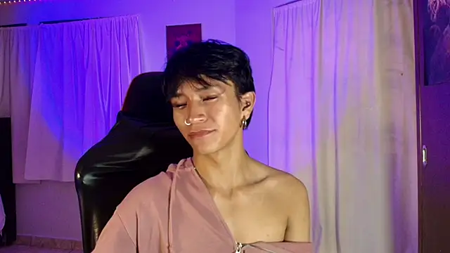 cococumps online show from June 20, 1:30 am