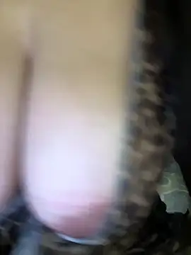 Snapshot of AnalArab69 chatting on June 11, 1:42 pm AnalArab69 online show from June 11, 1:42 pm