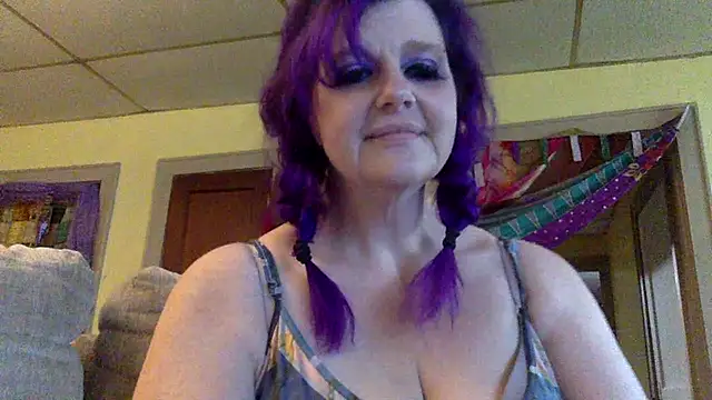Snapshot of PiSeas chatting on July 10, 5:37 pm PiSeas online show from July 10, 5:37 pm