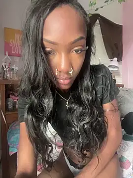 rosesgard3n online show from April 3, 8:29 pm