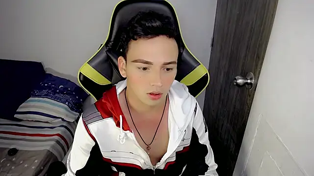 Mathias twinkk online show from March 17, 8:56 pm