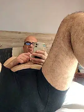 Snapshot of Guapo007sexy chatting on May 30, 4:04 pm Guapo007sexy online show from May 30, 4:04 pm