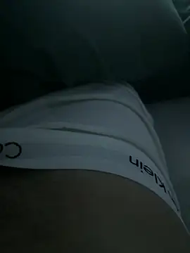Snapshot of zoladj chatting on April 30, 10:14 pm zoladj online show from April 30, 10:14 pm