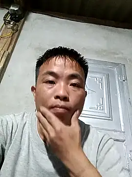 Snapshot of boy-pho- chatting on March 21, 11:37 am boy-pho- online show from March 21, 11:37 am