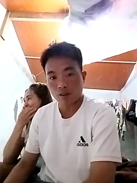 Snapshot of boy-pho- chatting on March 27, 11:43 am boy-pho- online show from March 27, 11:43 am