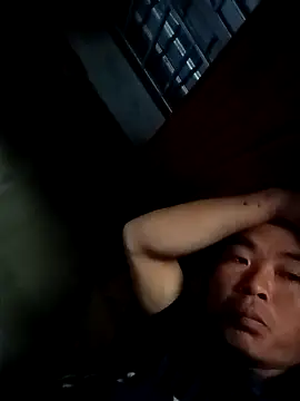 Snapshot of boy-pho- chatting on April 1, 4:57 am boy-pho- online show from April 1, 4:57 am