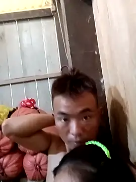 Snapshot of boy-pho- chatting on April 16, 6:58 am boy-pho- online show from April 16, 6:58 am