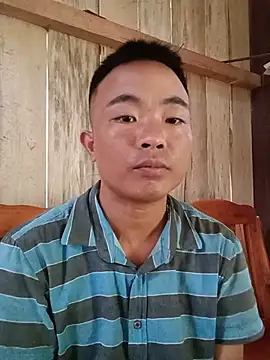 boy-pho- online show from July 10, 3:55 am