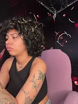 Laila LS online show from June 15, 1:02 pm