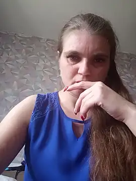 Snapshot of -MilfAnn- chatting on May 10, 10:09 am -MilfAnn- online show from May 10, 10:09 am