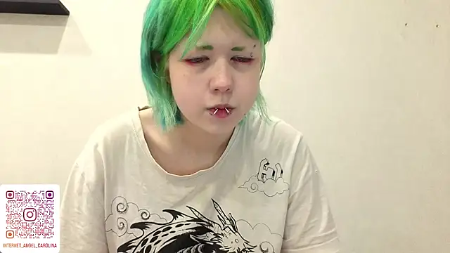 Snapshot of LittleKittenStar chatting on June 30, 5:25 pm LittleKittenStar online show from June 30, 5:25 pm
