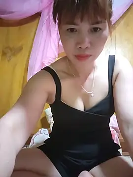 Snapshot of Reeoo-93 chatting on May 27, 3:31 pm Reeoo-93 online show from May 27, 3:31 pm