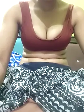 Snapshot of Lily4852 chatting on April 3, 6:17 pm Lily4852 online show from April 3, 6:17 pm