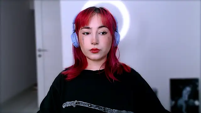 MistressEdith online show from April 16, 5:52 am