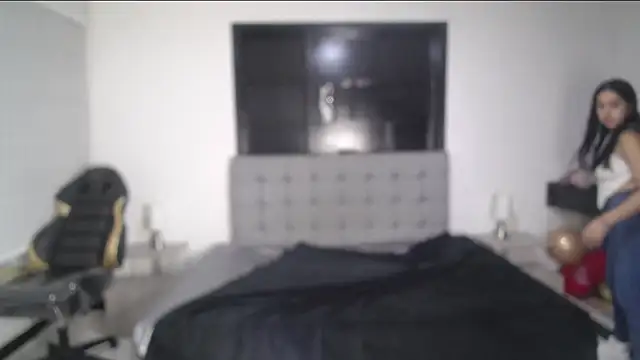 Melannyy V online show from July 25, 12:03 pm