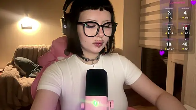Snapshot of Setty_Asky chatting on May 13, 3:53 pm Setty Asky online show from May 13, 3:53 pm