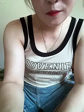 Snapshot of -Habin- chatting on May 17, 7:39 am -Habin- online show from May 17, 7:39 am