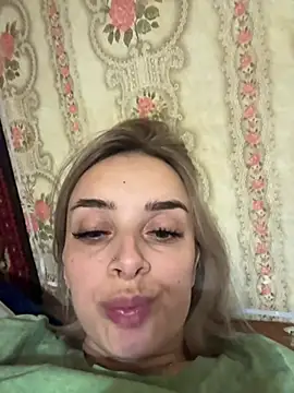 Katrina2809 online show from March 18, 6:00 pm