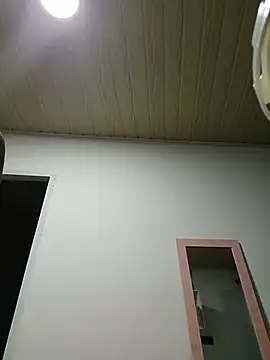 Snapshot of Jorinde_Sexy chatting on May 26, 9:49 am Jorinde Sexy online show from May 26, 9:49 am