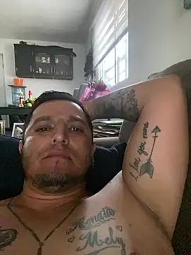 HOTB0Y18 online show from May 11, 2:23 pm
