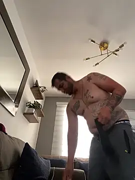 HOTB0Y18 online show from June 18, 6:56 pm