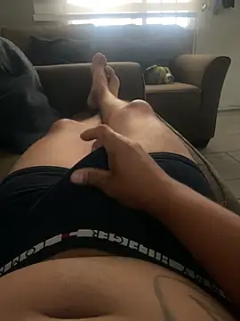 HOTB0Y18 online show from June 30, 2:18 pm