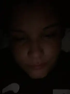 Snapshot of iamvaneg chatting on April 10, 6:07 am iamvaneg online show from April 10, 6:07 am