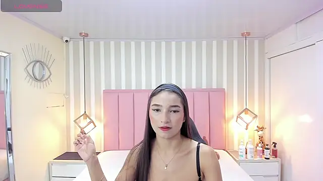 Snapshot of LIZZY_VALL chatting on June 12, 7:02 pm LIZZY VALL online show from June 12, 7:02 pm