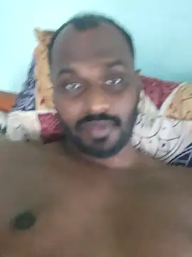 Snapshot of singletamilguy chatting on July 3, 6:53 am singletamilguy online show from July 3, 6:53 am