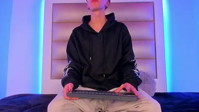 dante sk online show from March 31, 1:40 am