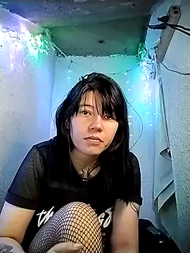 Moon Thompson online show from March 21, 6:40 am