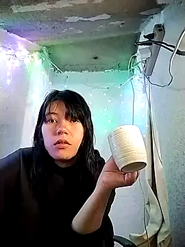 Moon Thompson online show from March 23, 11:09 pm