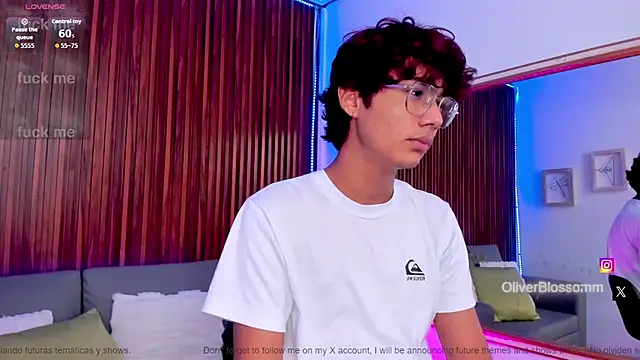 Snapshot of Oliver20__ chatting on June 26, 9:08 pm Oliver20 online show from June 26, 9:08 pm