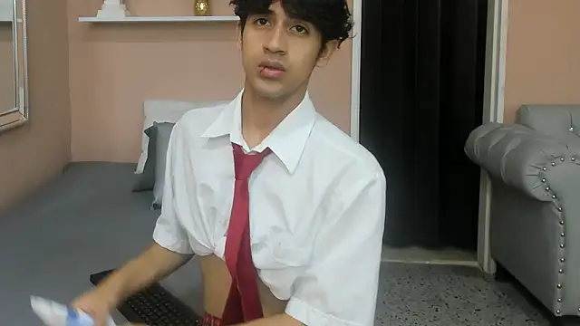 Snapshot of _ArchieBlu_ chatting on March 21, 3:33 am ArchieBlu online show from March 21, 3:33 am