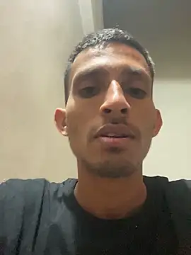 Snapshot of cool_guy_1 chatting on March 25, 4:57 pm cool guy 1 online show from March 25, 4:57 pm