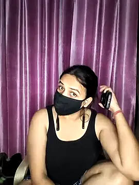 Snapshot of REENA-STRIP chatting on May 13, 6:38 pm REENA-STRIP online show from May 13, 6:38 pm