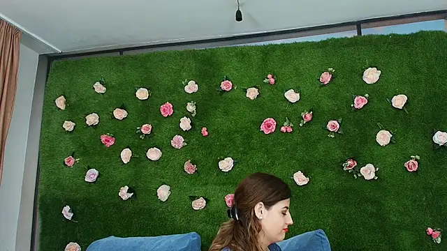 AmmyFlirty online show from April 26, 4:43 am