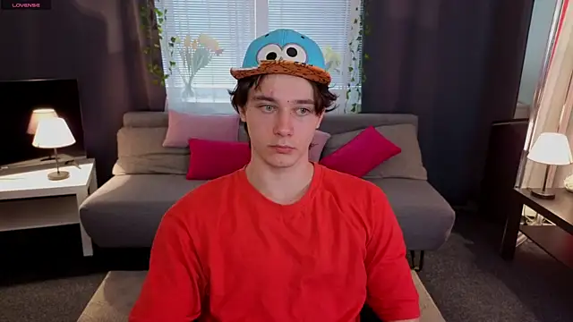 Snapshot of KevinStrike chatting on March 19, 3:05 pm KevinStrike online show from March 19, 3:05 pm