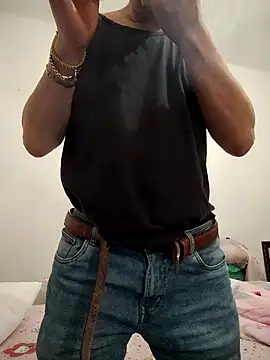 Snapshot of FINCHELABARCAVA chatting on March 24, 5:07 pm FINCHELABARCAVA online show from March 24, 5:07 pm