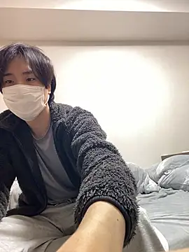 Snapshot of youta200 chatting on March 27, 10:15 am youta200 online show from March 27, 10:15 am