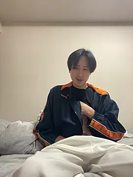 Snapshot of youta200 chatting on April 25, 1:41 pm youta200 online show from April 25, 1:41 pm
