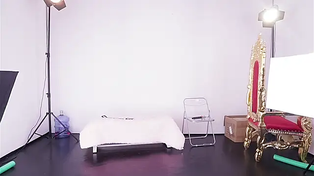 Snapshot of yuegeniubi chatting on March 20, 9:58 am yuegeniubi online show from March 20, 9:58 am