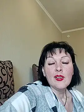 Snapshot of HelgaDennis chatting on April 5, 2:58 pm HelgaDennis online show from April 5, 2:58 pm