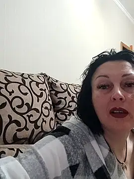 Snapshot of HelgaDennis chatting on April 14, 6:25 pm HelgaDennis online show from April 14, 6:25 pm