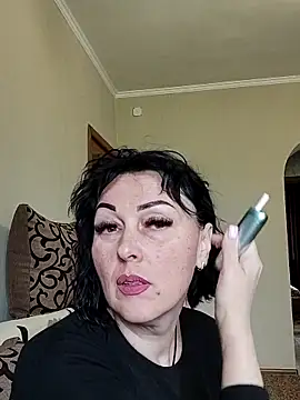 Snapshot of HelgaDennis chatting on April 16, 9:54 am HelgaDennis online show from April 16, 9:54 am