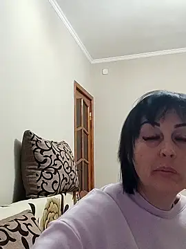 Snapshot of HelgaDennis chatting on April 17, 6:22 pm HelgaDennis online show from April 17, 6:22 pm